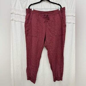 GAP Burgungy Jogger Pants